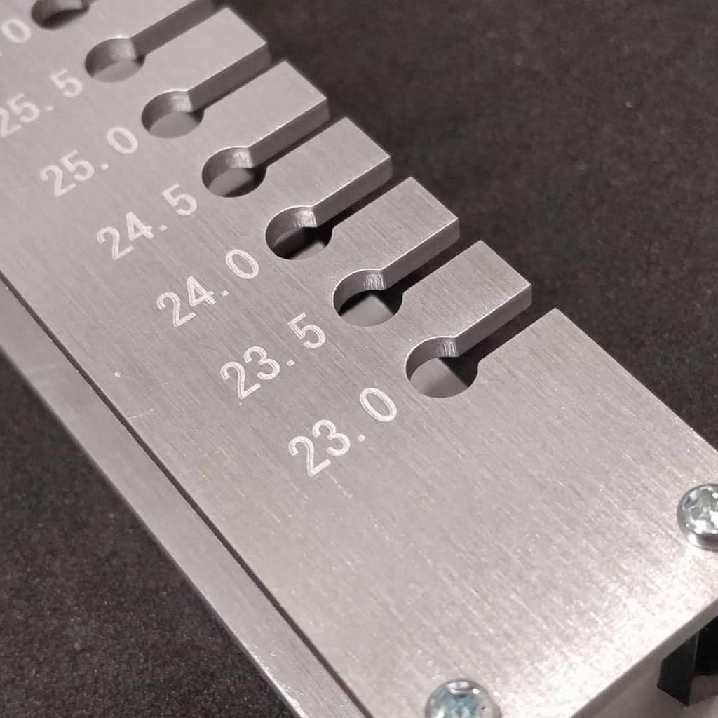 Мини 4WD Джиг для обработки шин Джиг для пропеллерных шин (10-Шинное производство)