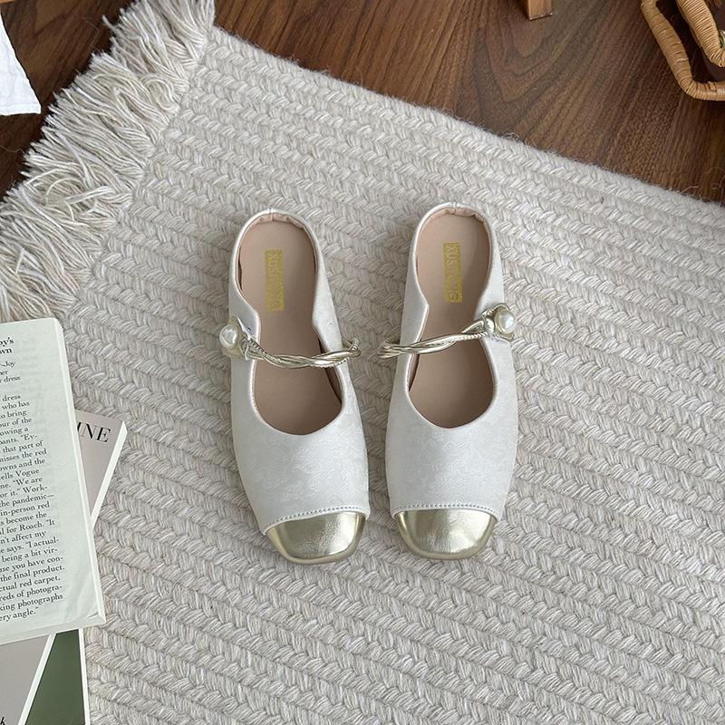 Туфли-лодочки Xiaoxiang с квадратным носком на плоской подошве женские туфли весенние с мелким вырезом на мягкой подошве Мэри Джейн вечерние туфли