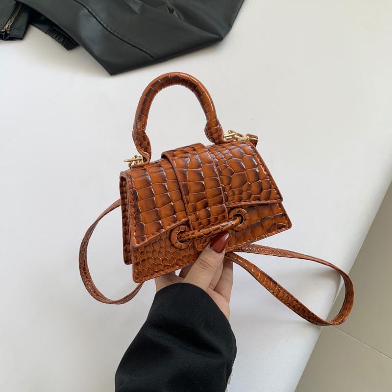 Contemporary Vintage Small Handbag For Women Featuring Soft Medium Structure And Versatile Use