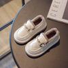 Модные зимние и весенние британские детские кожаные туфли для девочек Детские мягкие туфли Мэри Джейн из металла для детей Модные повседневные однотонные туфли-лоферы для малышей