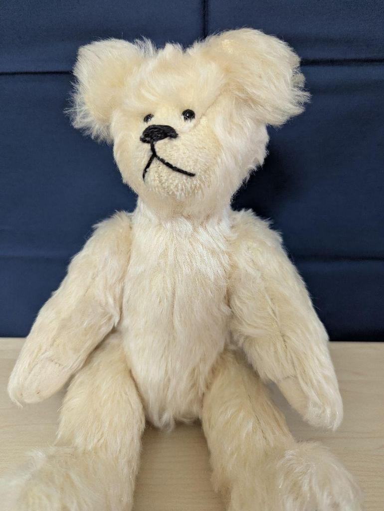 [USED] Handmade Cream-colored Teddy Bear, 25cm