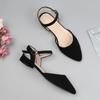 Модные летние повседневные туфли с острым носком и пряжкой на щиколотке, удобные балетки для женщин, замшевые повседневные черные сандалии с закрытым носком
