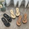 Thick-soled Flip-flops Women's New Summer Sandals Outer Wear Toe Flip-flops Rhinestone Fashion Slippers