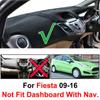 Коврик на приборную панель для Ford Fiesta 2009-2016 без проекционного дисплея, противоскользящее покрытие, защитный козырек на приборную панель