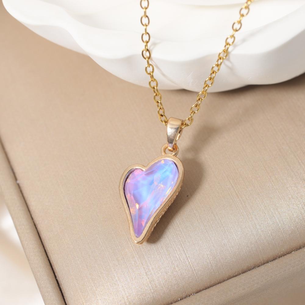 Heart Shape Pendant Necklace for Women Golden Stainless Steel Clavicle Chain Wedding Party Daily Wear Jewelry Accessories