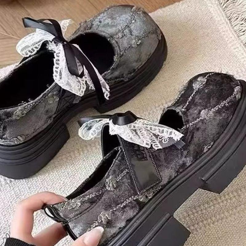 Платформа женские осенние кружевные туфли Мэри Джейн на липучке с цветком и большой головкой с мелким вырезом