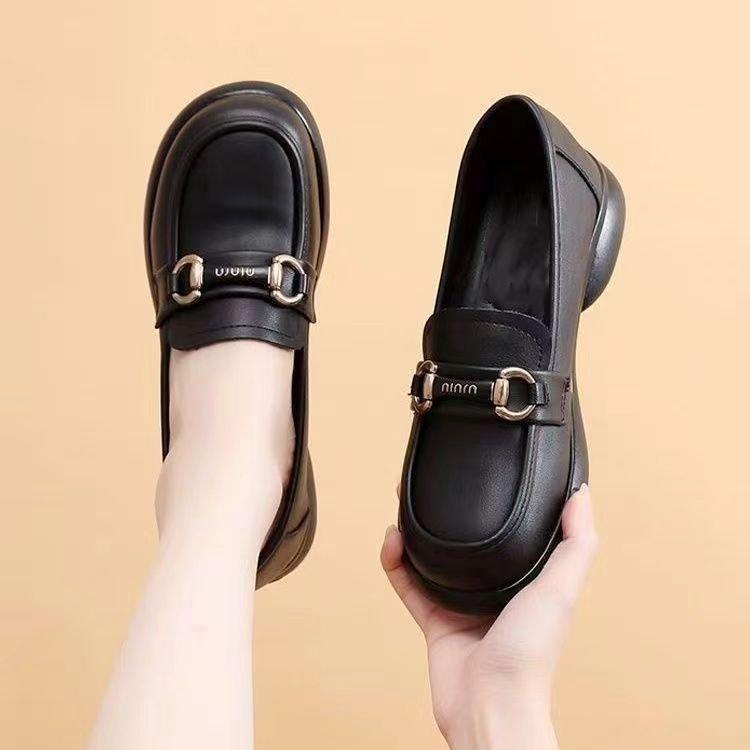 Туфли Мэри Джейн женские 2025 новые весенние туфли на плоской подошве французские нежные с юбкой рабочие маленькие кожаные туфли с неглубоким горлом