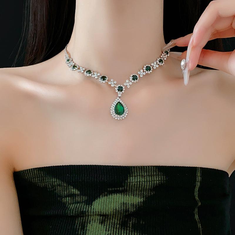 GemChic женские новые легкие роскошные зеленые хрустальные стразы капли сверкающие подвески ожерелье серьги комплект из двух предметов день рождения рождество ювелирные изделия подарок