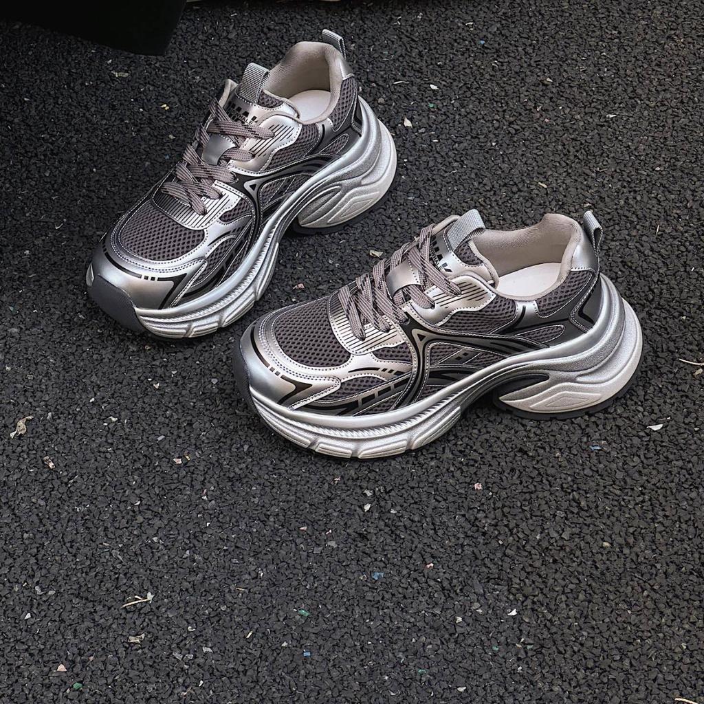 Suction Film Sole Dad Shoes Women's 2025 Spring and Summer New Thick Sole Heightening Retro Sports Shoes Women's Casual Versatile Shoes Children