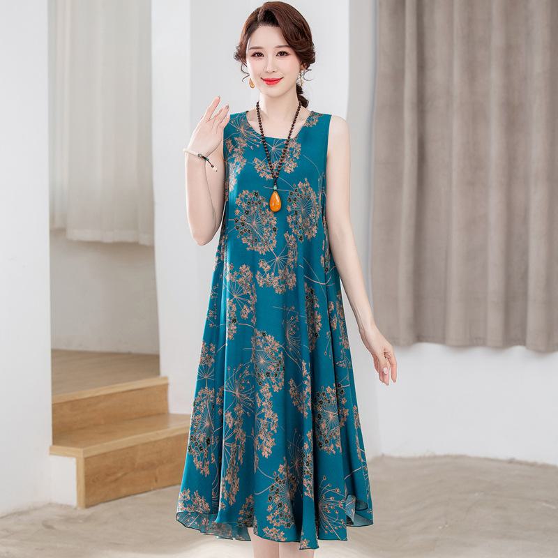 Sleeveless Silk Cotton Dress for Middle-Aged Mothers - Slim Fit, Large Size, Beach Dress for Summer