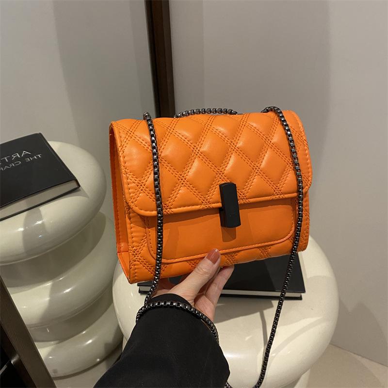 Сумка Модная женская сумка с вышивкой нитками Повседневная сумка через плечо Сумка через плечо с цепочкой в стиле ретро