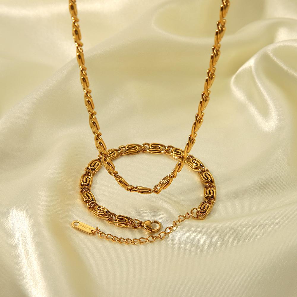 18K Gold-Plated Stainless Steel Necklace: Geometric Thick Chain Bracelet, European & American Style