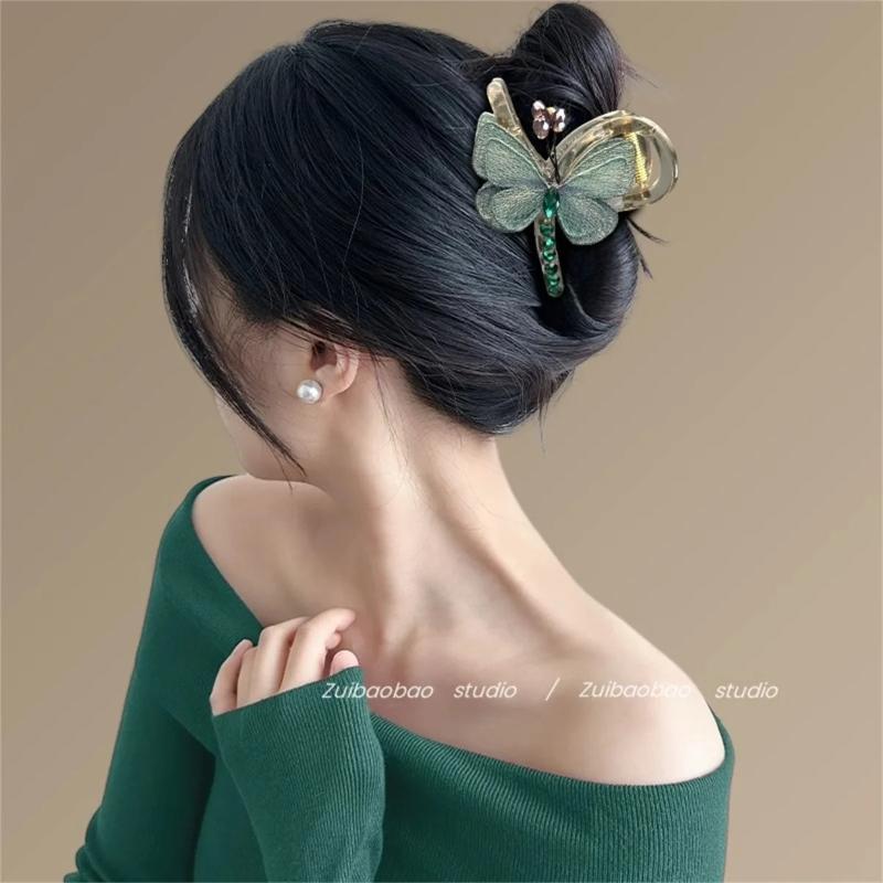 Fallen Butterfly Temperament Retro Style Embroidered Butterfly Clip for Women Medium Size Half-tied Hair At The Back of The Hair