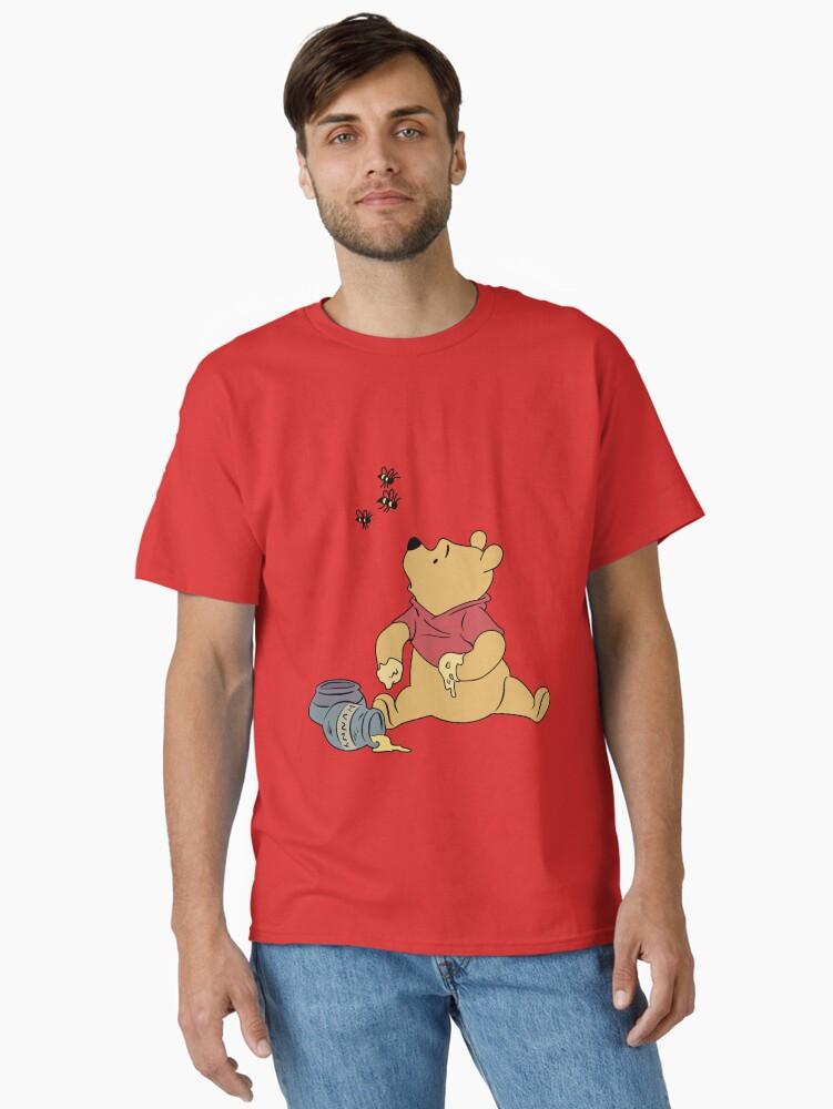 Winnie the Pooh Bear with honey pot Classic T-Shirt