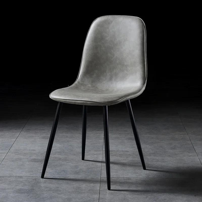 Обеденные стулья из искусственной кожи Металлические ножки Кухонные сиденья Чарлтон Коричневый Обитые боковые стулья Элегантное расположение комнаты