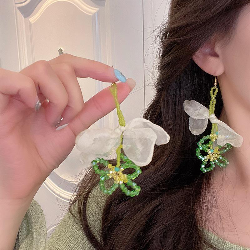 Модные серьги, легкие роскошные длинные серьги в стиле ретро, ​​свежие и милые серьги, элитные серьги в подарок.