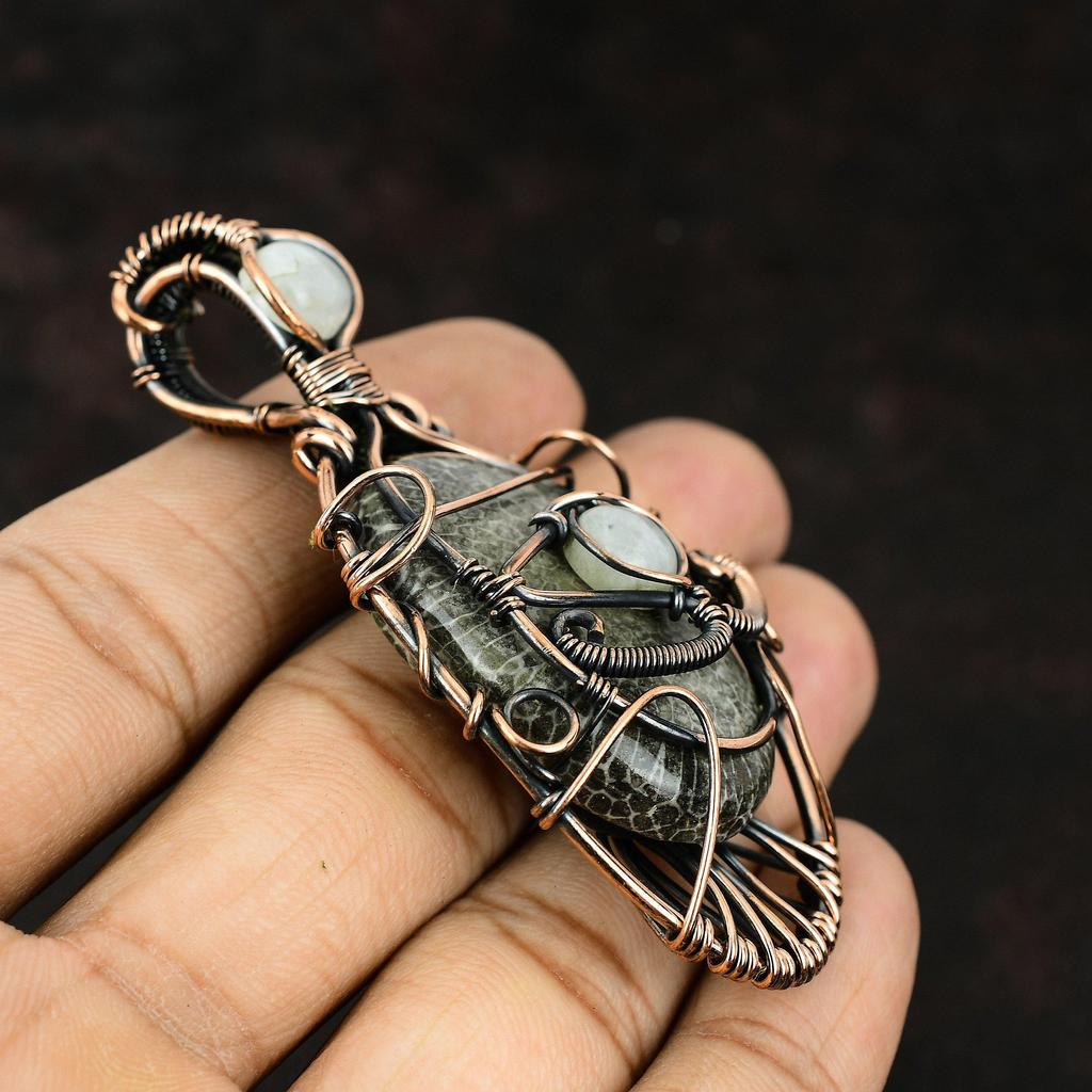 Подвеска из медной проволоки с коралловым скатом от сглаза, обернутая в драгоценный камень, дизайнерская бижутерия, подвеска из лунного камня от сглаза, ручная работа, женский кулон, подарок для него