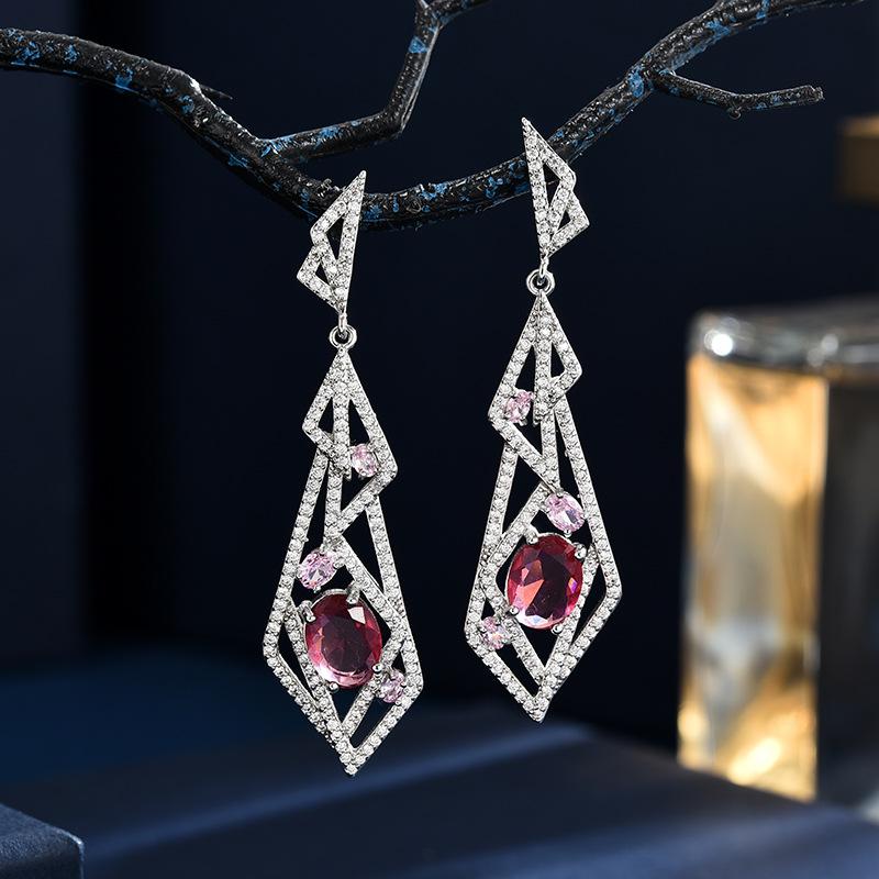 Серьги-гвоздики Heavy Industry Light Luxury Style с асимметричными микро-инкрустациями из циркония, женские модные серьги-гвоздики в стиле темперамент