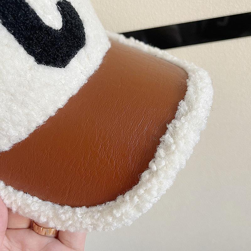 Letter Embroidery Winter Fuzzy Baseball Cap, Curved Brim Windproof Casual Dad Hat Trucker Hat for Outdoor