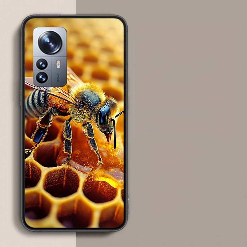 Bees and Honey in the Honeycomb Phone Case For Redmi Note 13 Pro Plus 14 Pro+ 12S 12 11S 11T 11E 11 10S 10 9S 9 Xiaomi Capa TPU