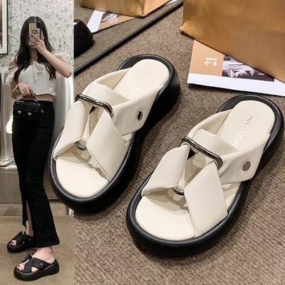 Тапочки женские летние женские туфли шлепанцы на платформе заклепки Med 2024 пляжные плоские мягкие PU римские повседневные резиновые тапочки для отдыха Med Wom