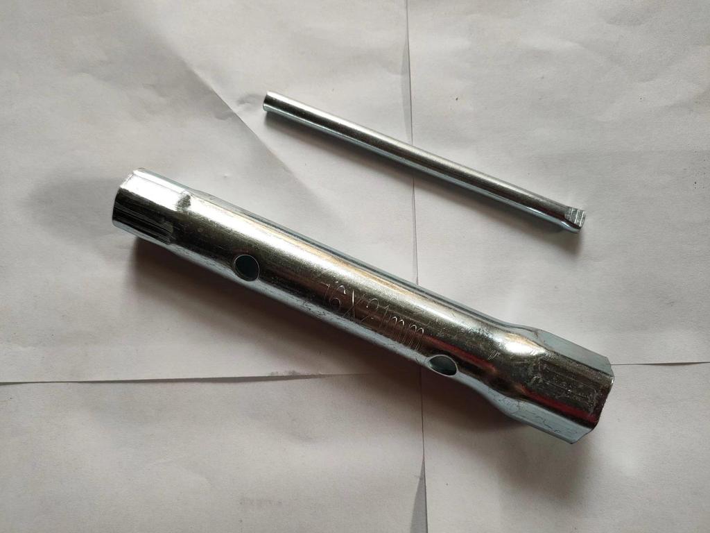 Универсальный тонкий магнитный 14-миллиметровый торцевой ключ для свечей зажигания - расширенный инструмент для авторемонта