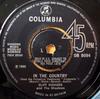 7inch Record CLIFF RICHARD & THE SHADOWS - In The Country DB8094 Columbia 1966 UK Rock Used