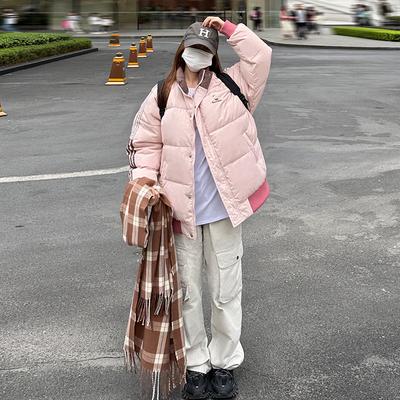 Ретро контрастная полосатая хлопковая куртка 2025 школьница зимняя свободная и универсальная утолщенная холодостойкая куртка-пуховик