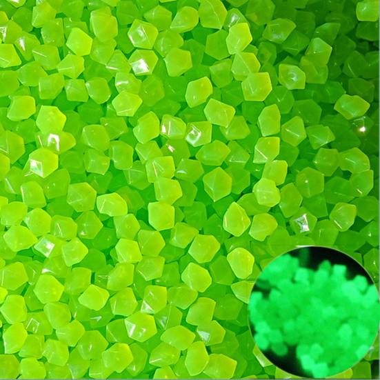Comfortable Grip Unique Luminous Stone Practical Glow In Dark Rhombus Pebble