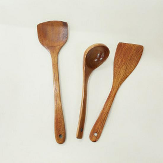 Heat-Resistant Solid Wood Cooking Spatula with Long Handle - Non-stick