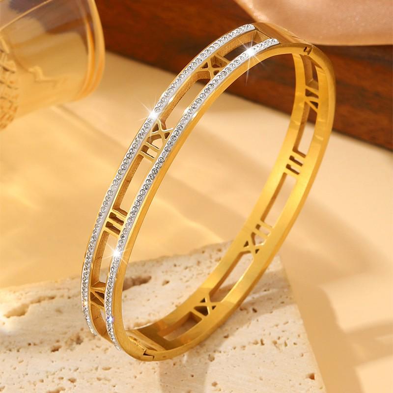 Starry Sky Full Diamond Titanium Steel Bracelet – Versatile, No-Fade Silver Women's Fashion Accessory