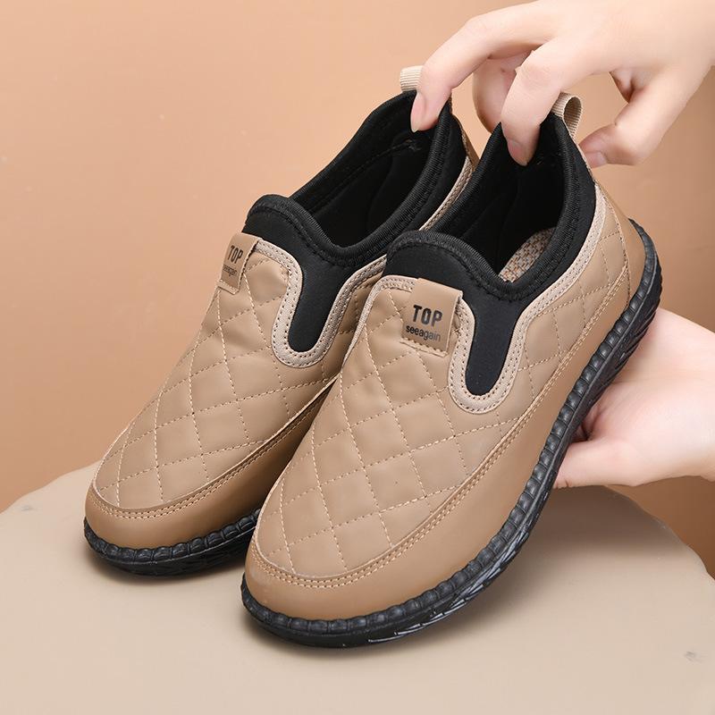 ****** and Autumn New Women's Casual Single Shoes S**t Sole Versatile Old ******* Cloth Shoes Women's Fashion Flat Side One Pedal Mom Shoes