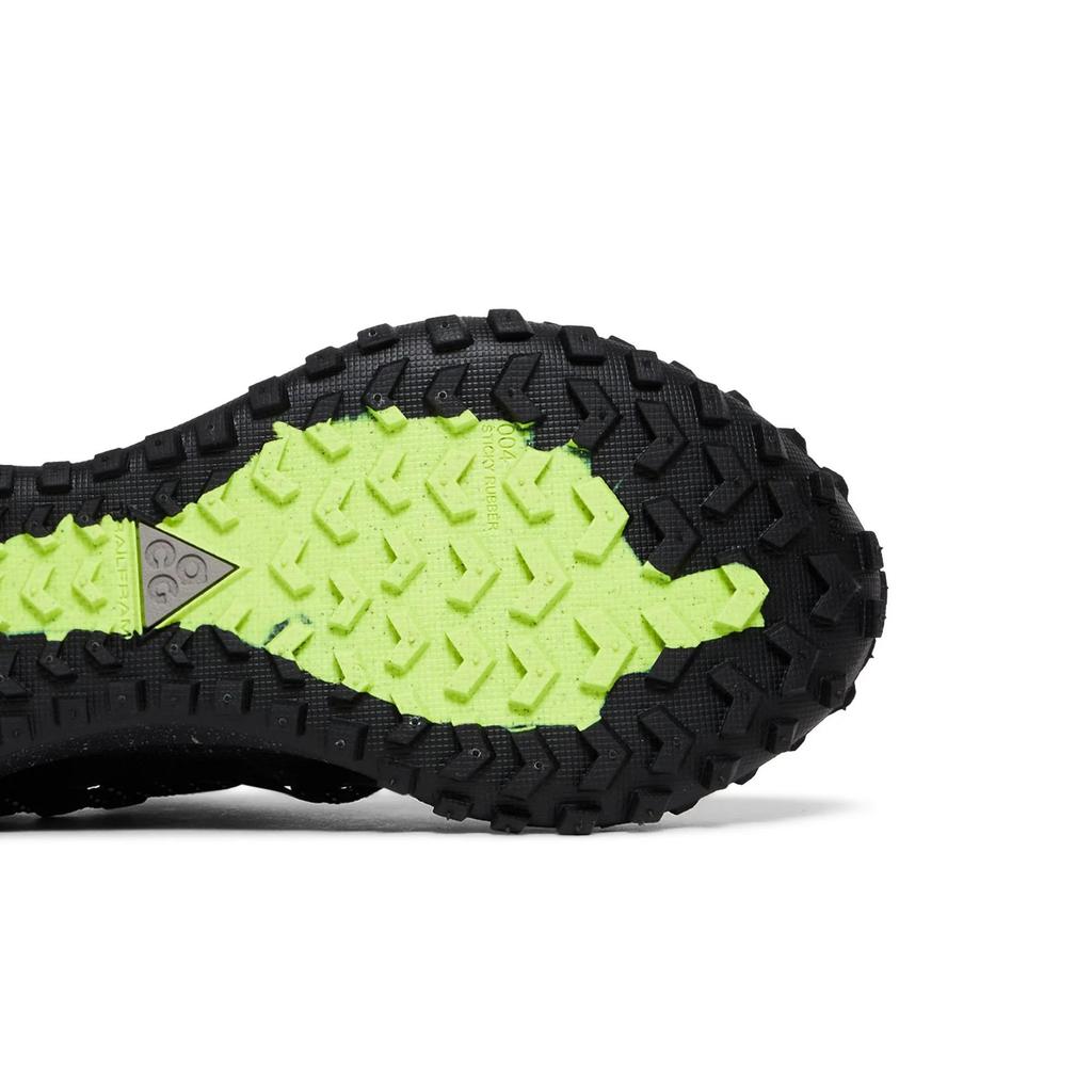 Nike Mountain Fly Low GTX SE 'Темно-дымчато-серый' (унисекс) Темно-дымчато-серый / Железо-серый / Темно-дымчато-серый Уличная обувь DD2861 002