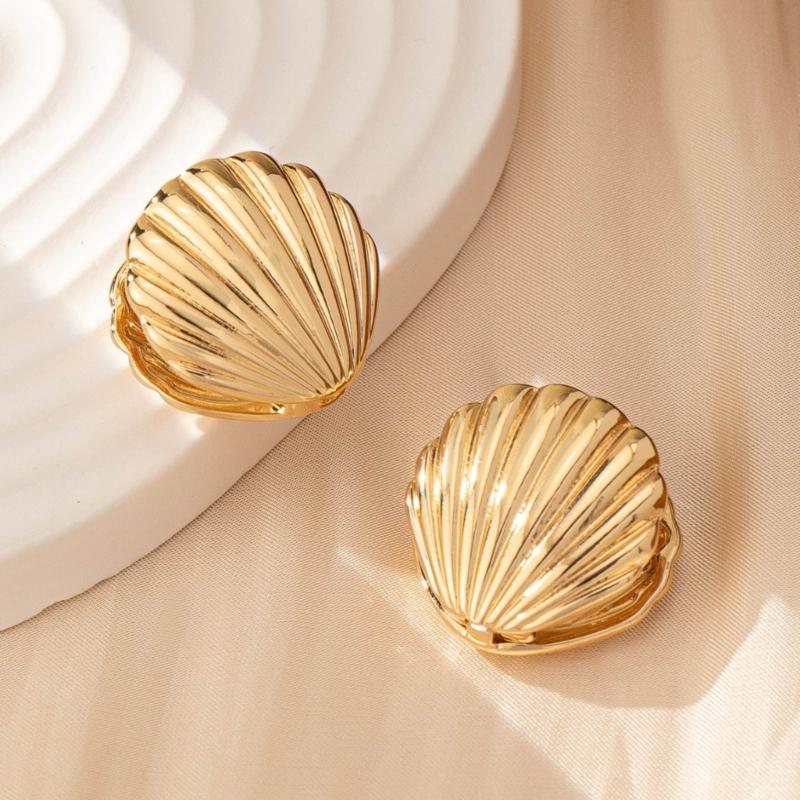 Small Piercing Earring Simple Small Shells Shaped Studs Earring Sweet Cool Party Jewelry Fashion Metal Ear Buckle