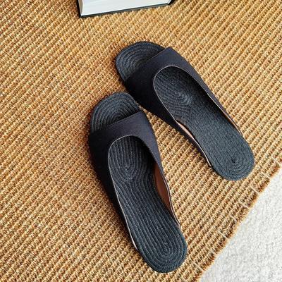 Женская обувь – Сандалии