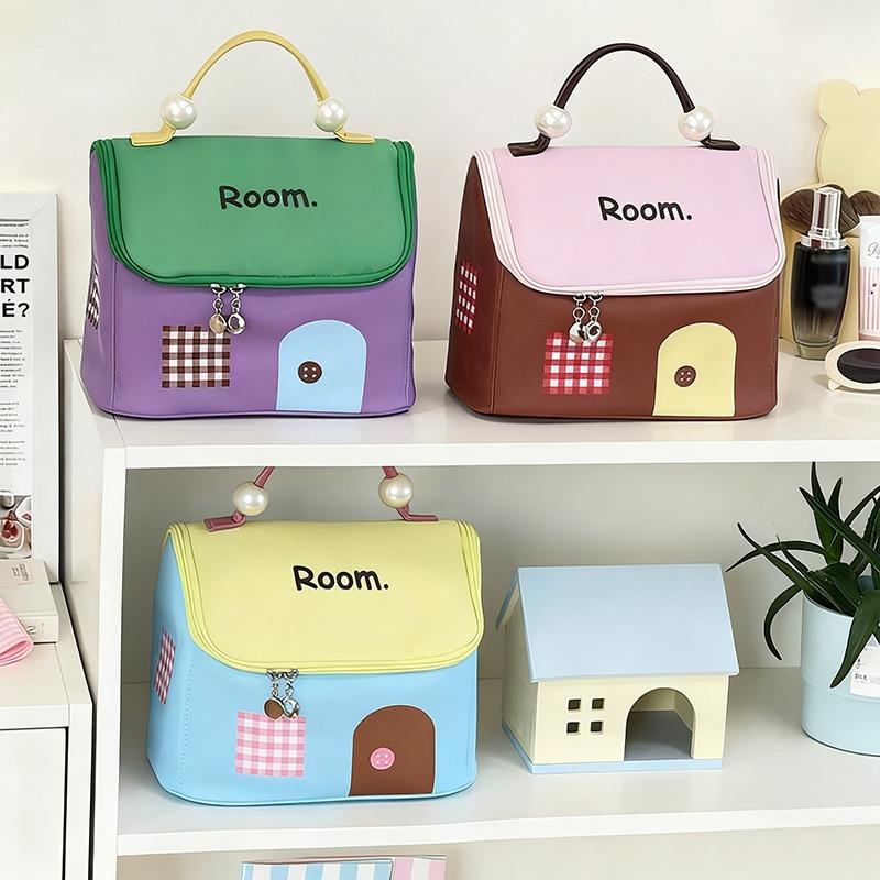 Cartoon Women Makeup Bag Girls Cosmetics Storage Bags Large Capacity Wash Toiletry Bag Portable Travel Storing Organizer Pouch