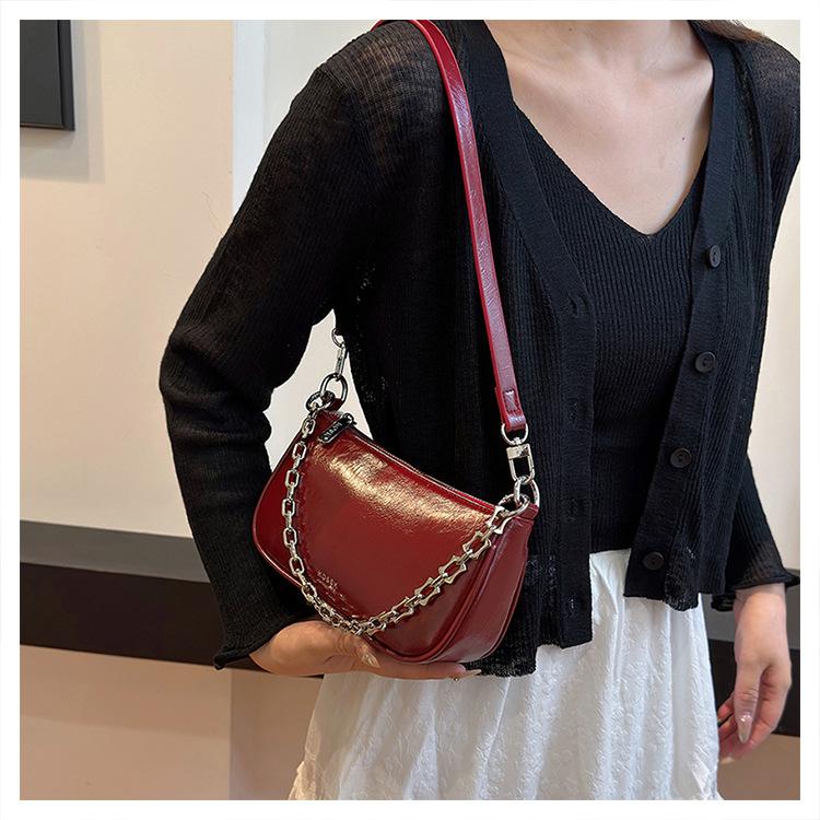 Premium Foreign Style Chain Bag Women's Summer New Fashion Women's Bag Popular Trend Versatile Messenger Shoulder Small Square Bag