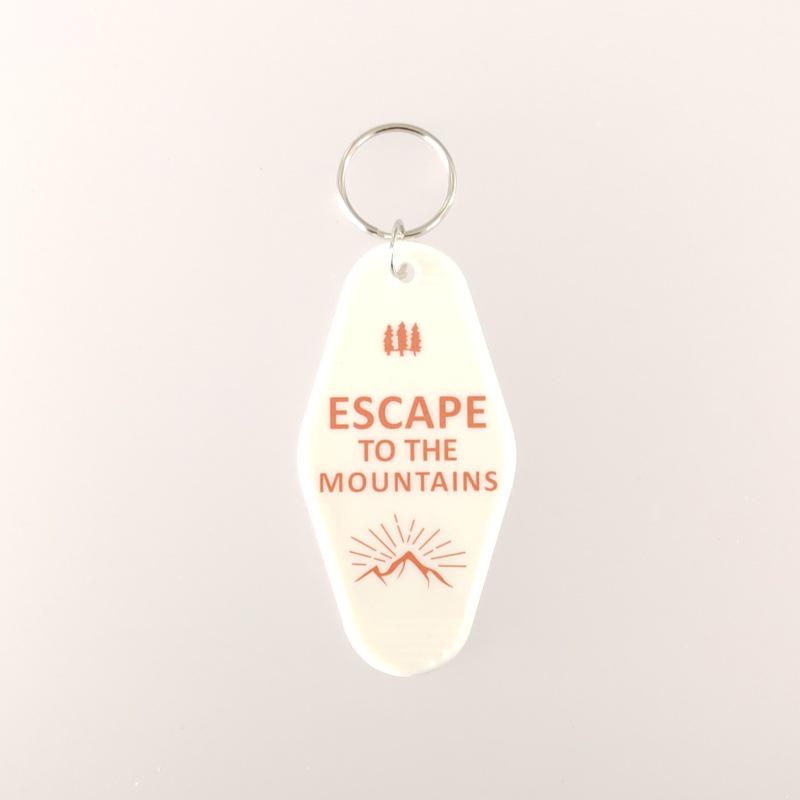Vintage Acrylic Motel Room Keychain: Retro & Durable Design