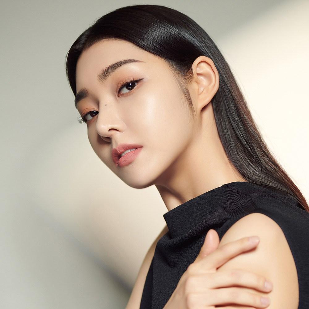 Cho Seongah TM Mega Fit Stick Foundation Master SPF50+ PA++++ 16g, Glow No. 01 Light Beige, 2 Pieces