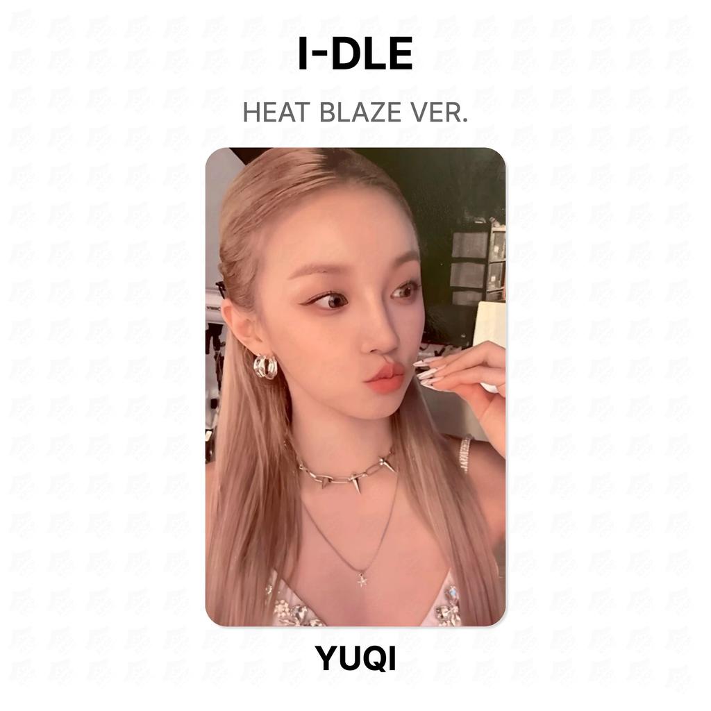 I-DLE HEAT BLAZE ВЕР. Официальная фотокарта