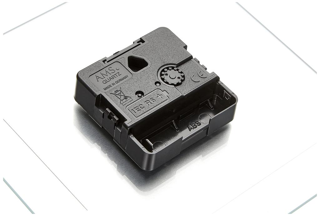 Современные часы кварцевые типа AMS фирмы AM T102