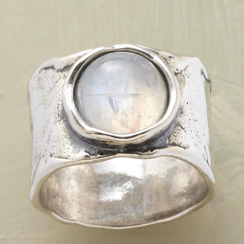 Jianjie Creative Retro Moonstone Wide Band Men's Ring - European and American Popular Jewelry