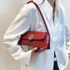 Нишевая большая вместимость 2025 досуг и поездки на работу в этом году популярная модная сумка под мышкой женская сумка через плечо трендовая маленькая квадратная сумка