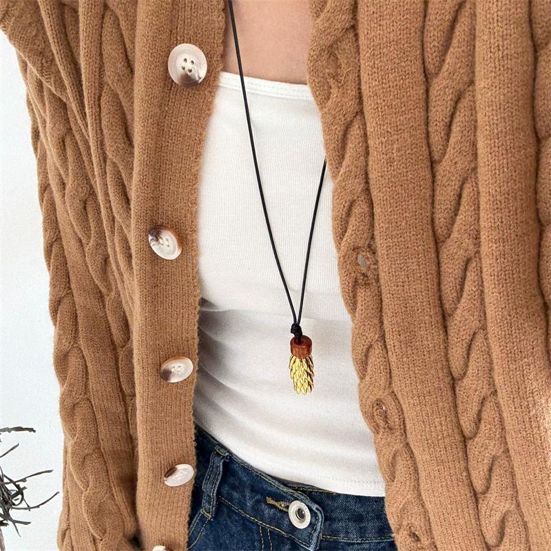 Metal Flower Pinecone Long Necklaces For Women Niche Fashion New Sweater Rope Chain Jewelry Accessory Gift Party