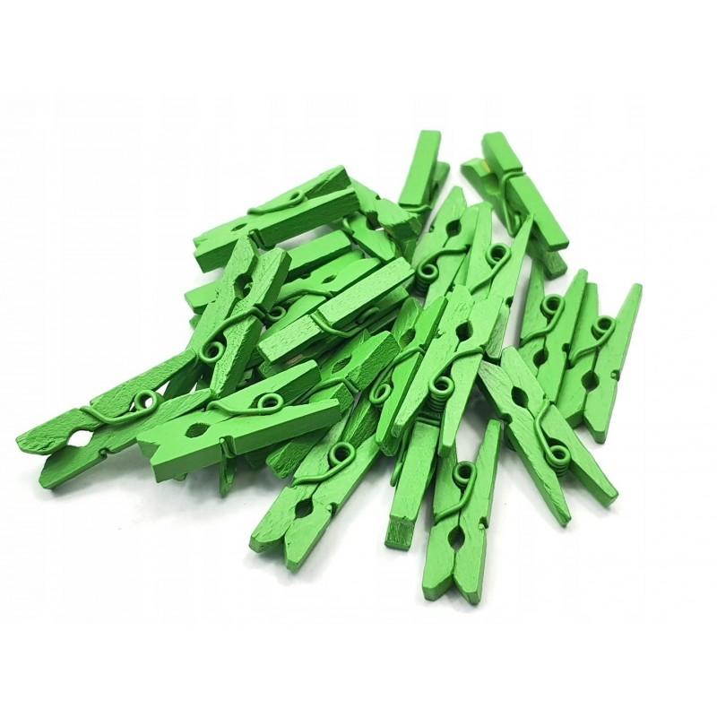 Wooden decorative clips 24 pcs. 3cm green