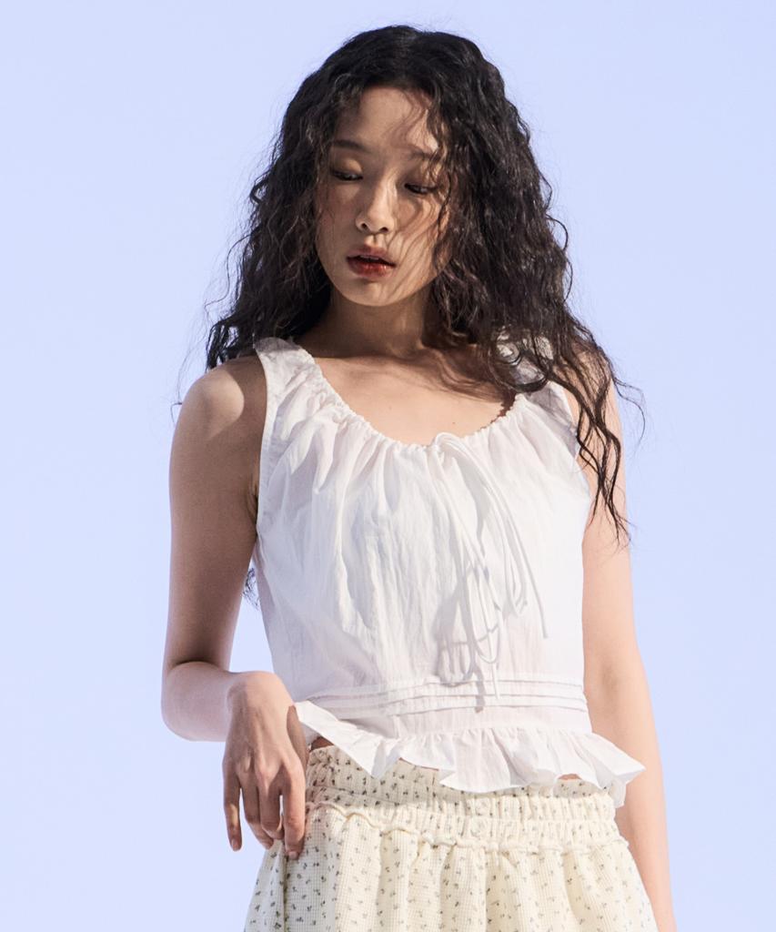 MOAA Ribbon Frill Blouse (White)