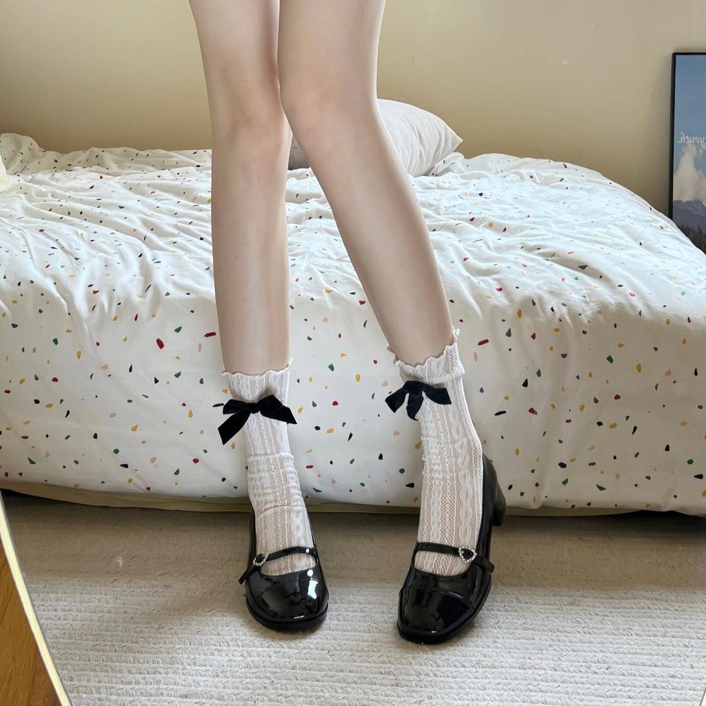 Одно слово со стразами туфли Мэри Джейн с неглубоким вырезом женские 2024 весна новые на толстом каблуке одинарные туфли французские ретро маленькие кожаные туфли женские