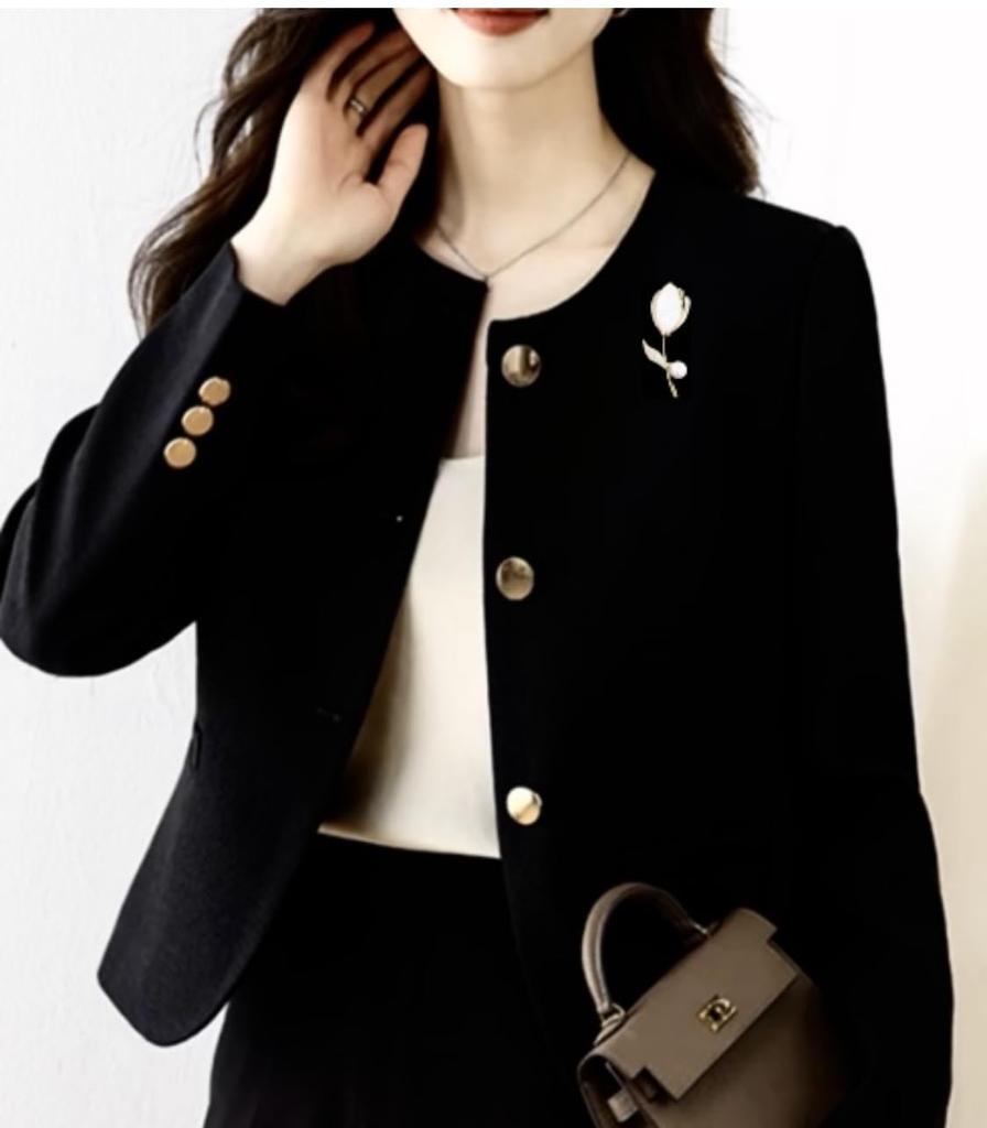 Брошь-тюльпан из пресноводного жемчуга, корсаж из натуральной морской ракушки и циркона. Подарок для женщины на вход. В комплекте с подарочным футляром. Церемонии, выпускные,