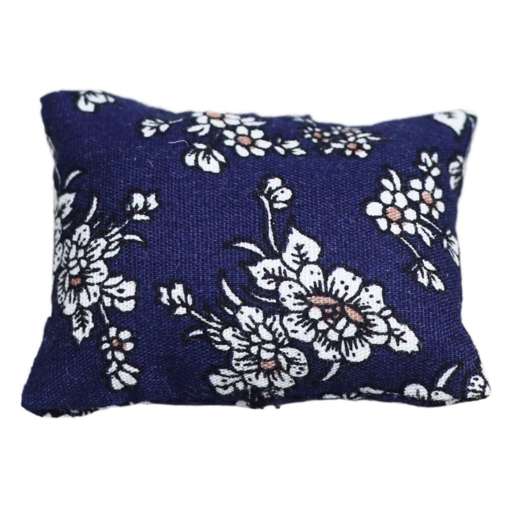 Аксессуары для кукольного дома Подушка в форме цветка в форме сердца Модель ролевой игры Моделирование Подушка в клетку Ob11