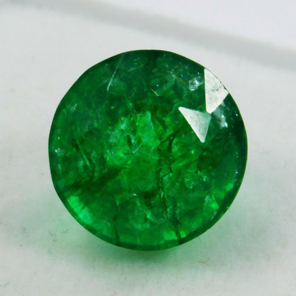 Natural Green Emerald Loose Gemstone Round Cut 6 ct for Jewelry Making and Gem Collections